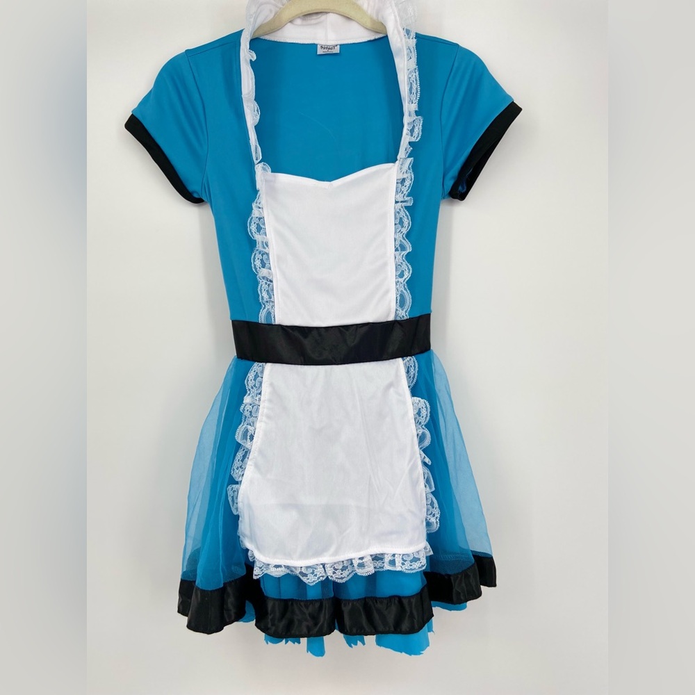 Halloween costume, the “sexy maid”. Spirit.